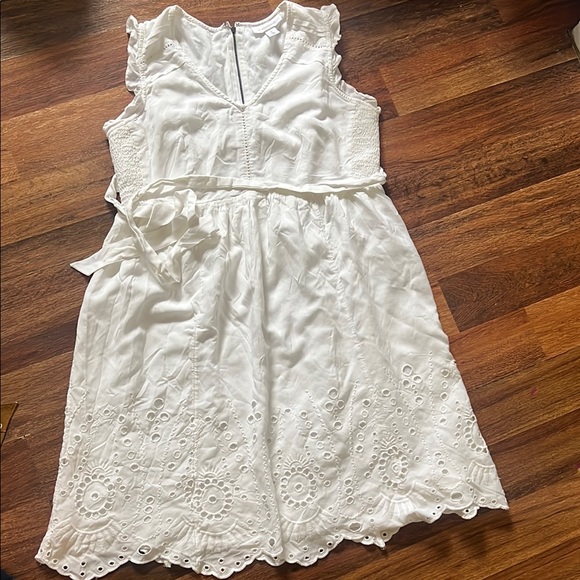 Motherhood Maternity Dresses & Skirts - Motherhood Maternity White Sleeveless V-Neck Sundress